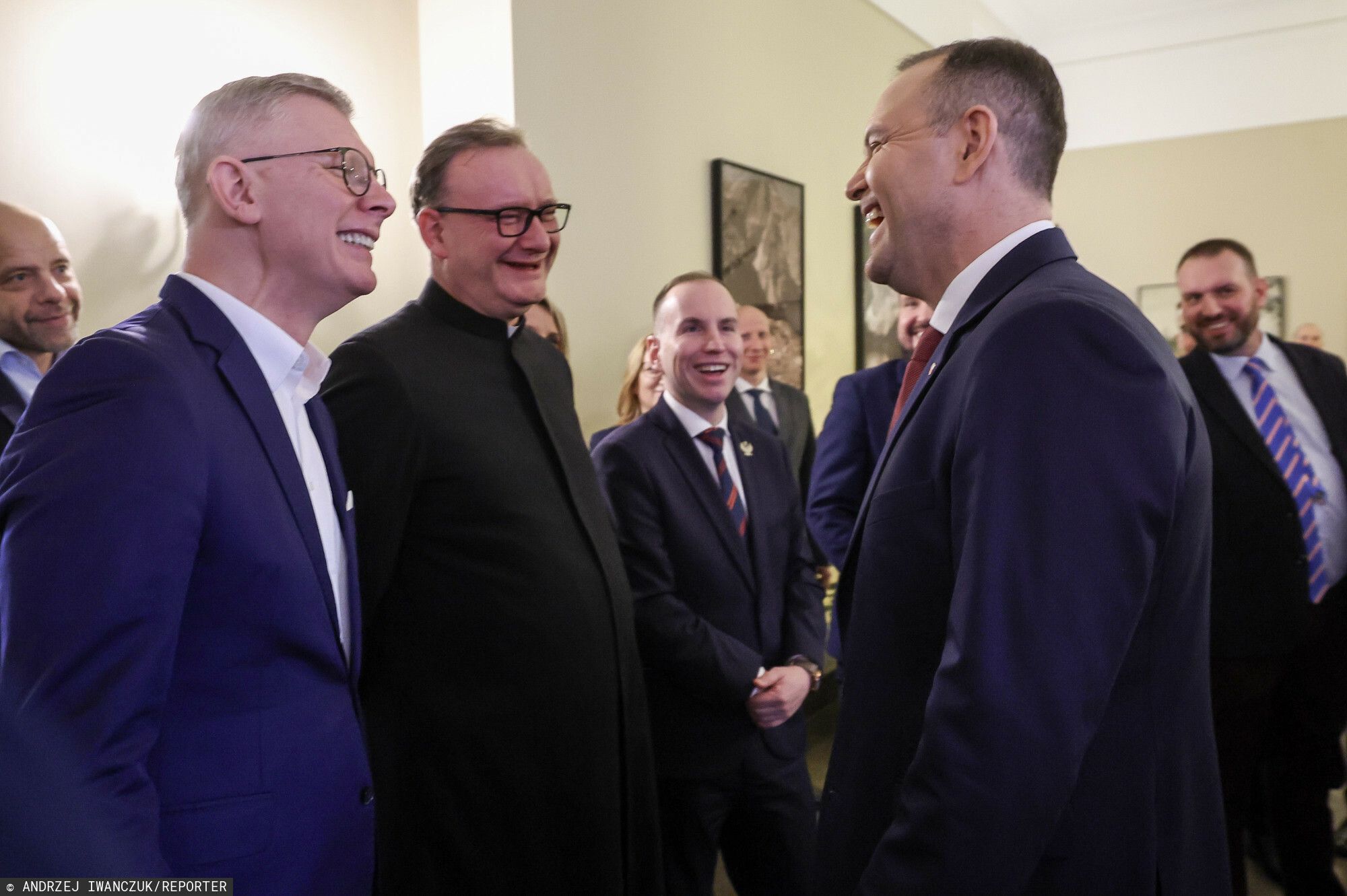 Ksiądz zabrał głos ws. Nawrockiego i jego żony. Ujawnił, co dzieje się w Pałacu Prezydenckim