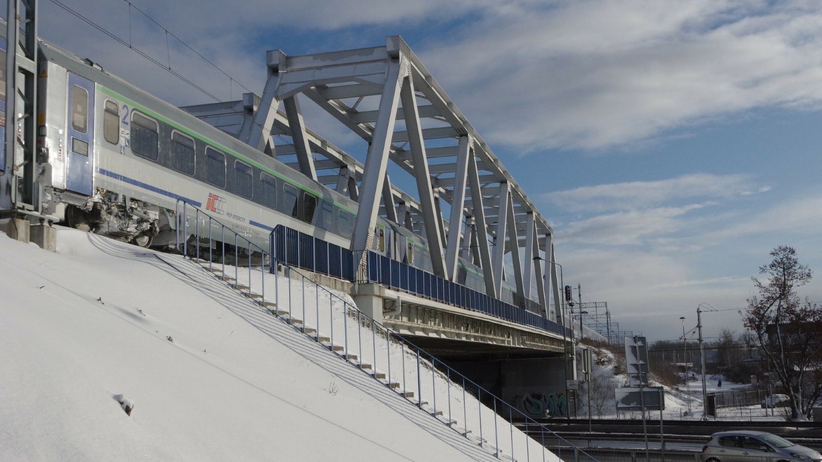 PKP wydało komunikat w sprawie utrudnień dla pasażerów