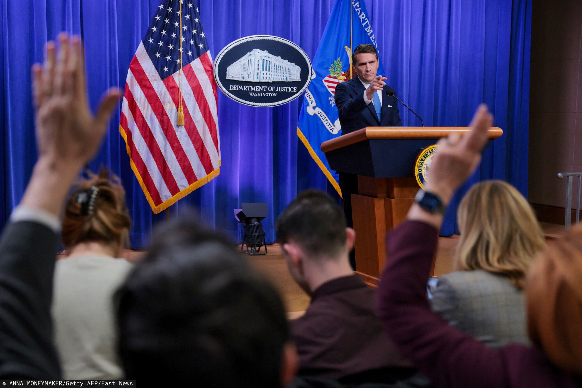 Wyciekły akta Epsteina. Co jeszcze musi się stać, żeby Trump stracił władzę?