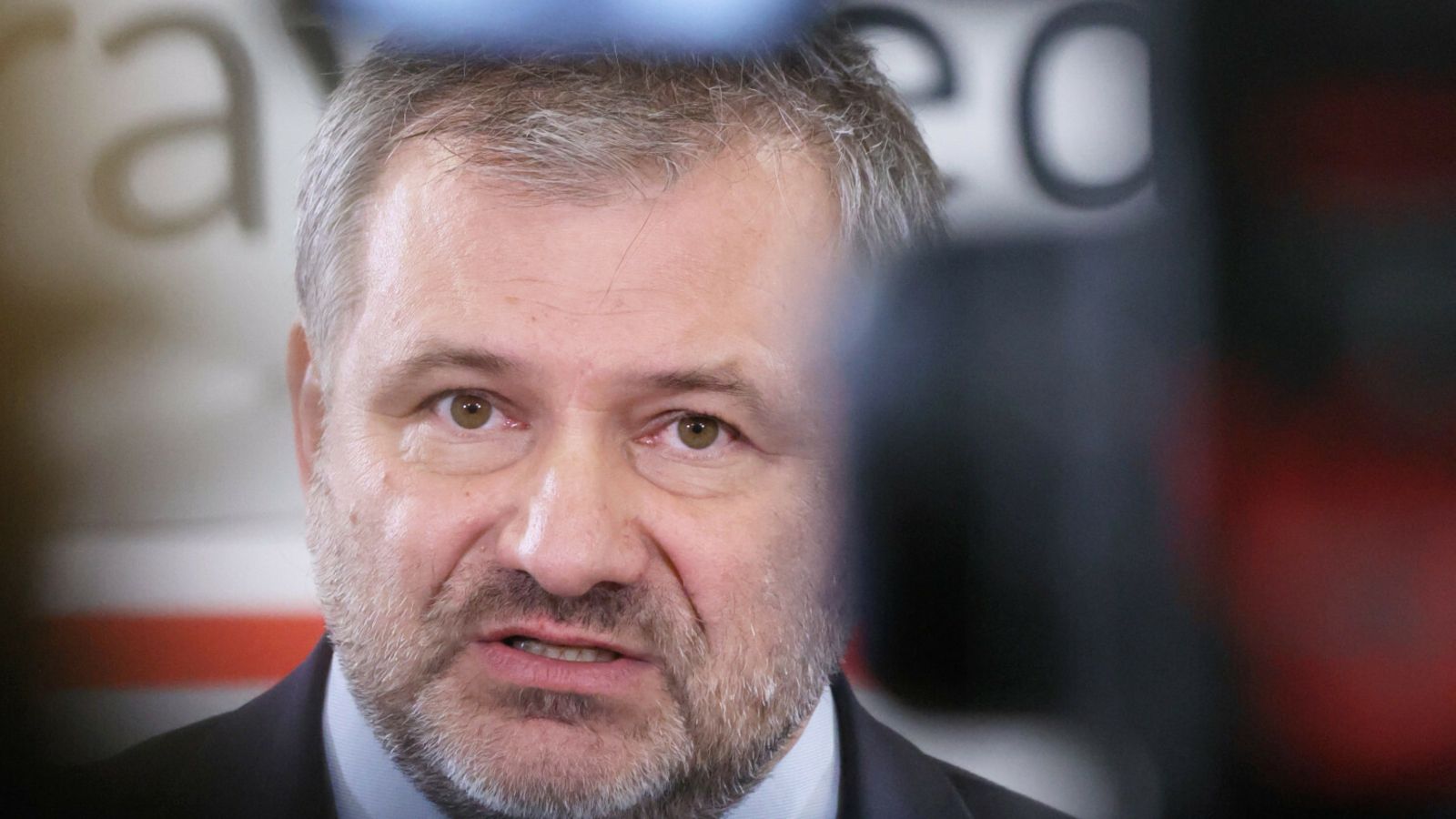 Waldemar Żurek ukarany. Minister przyjął i opłacił mandat. Jest finał głośnej sprawy