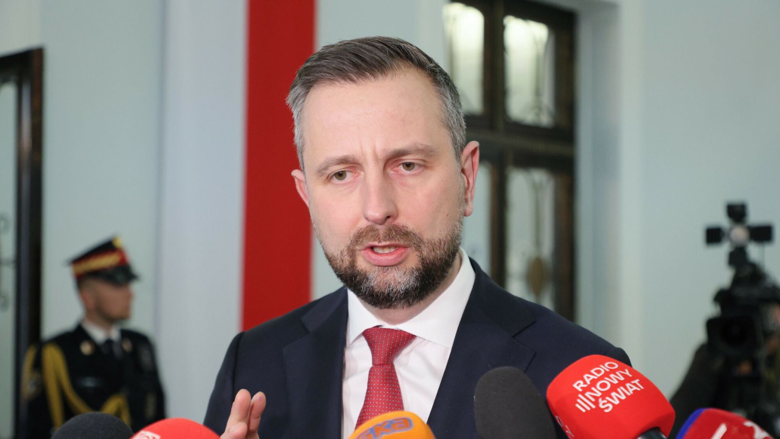 Pilna narada w MON. Chodzi o konflikt na Bliskim Wschodzie, zjawią się wysłannicy Nawrockiego