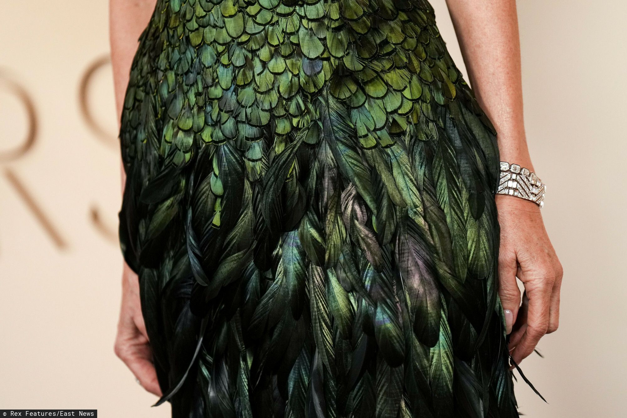 Demmi Moore oczarowała wszystkich tym lookiem na Oscarach. Kreacja zapiera dech