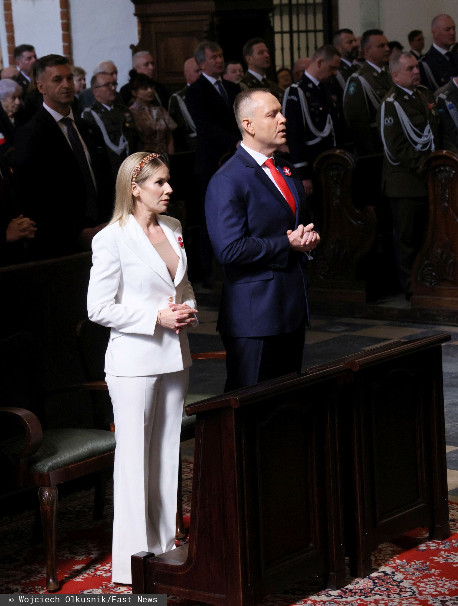 Tak Marta Nawrocka ubrała się na mszę z okazji 3 maja. Jeden element zwrócił uwagę wszystkich
