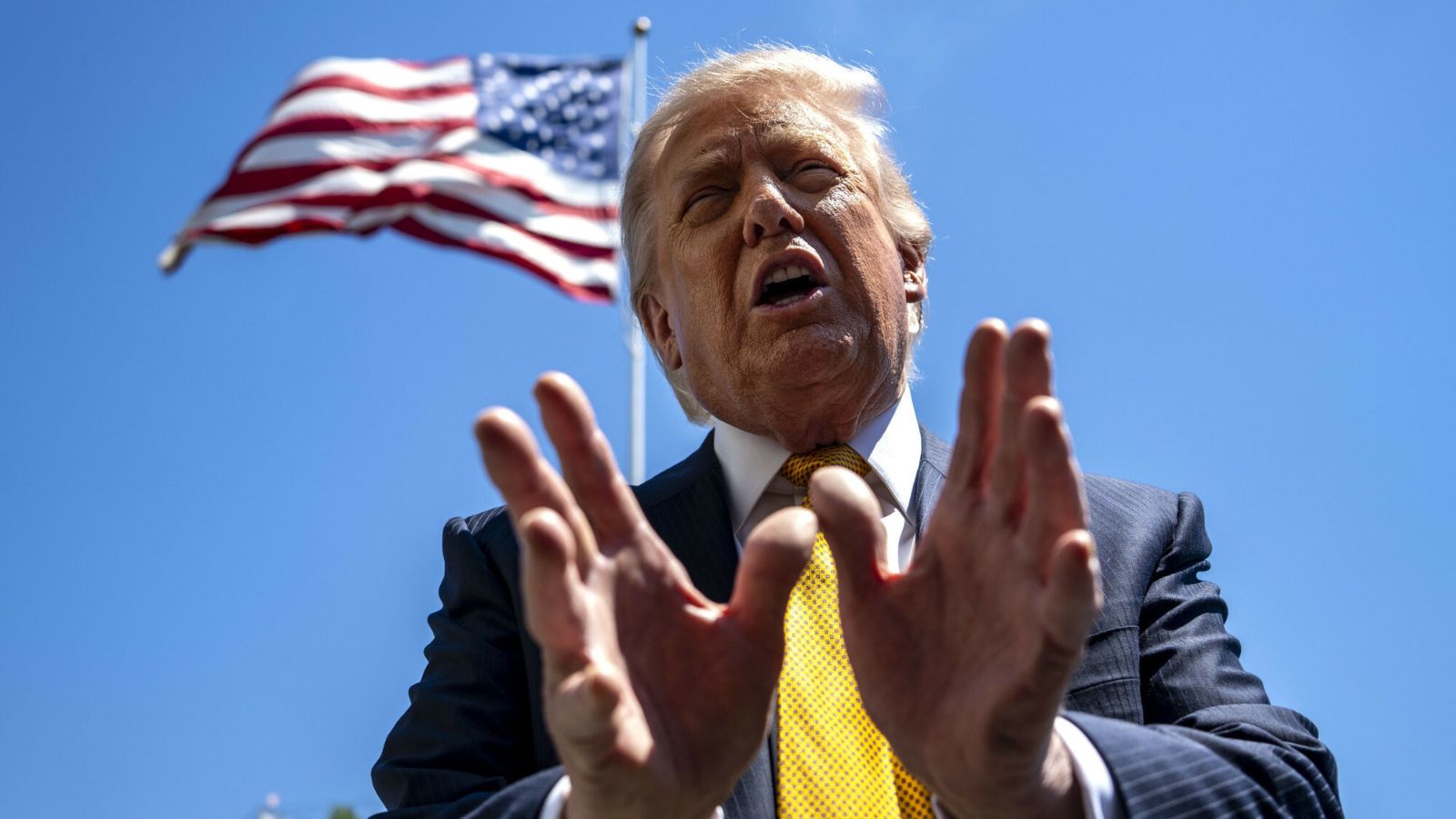 Donald Trump, media, Rosja