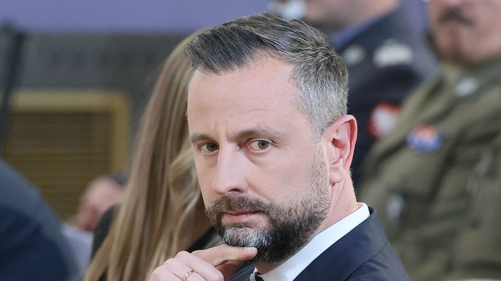 Dziennikarz TV Republika zapytał Kosiniaka-Kamysza o SAFE. Stanowcza reakcja szefa MON