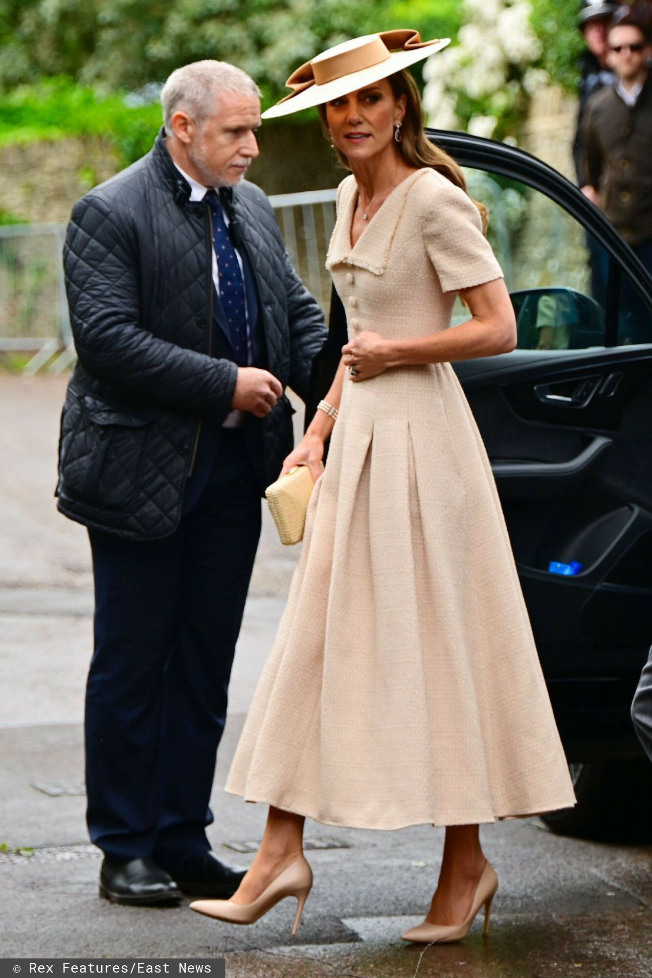 Kate na ślubie siostrzeńca Karola III. Dopiero w tej stylizacji widać, jaka jest chudziutka