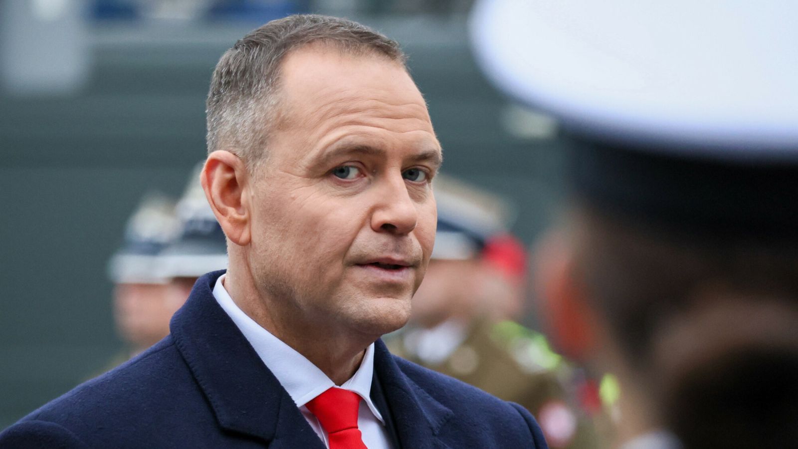 Karol Nawrocki nazwany "sutenerem" przy wszystkich. Nagranie trafiło do sieci