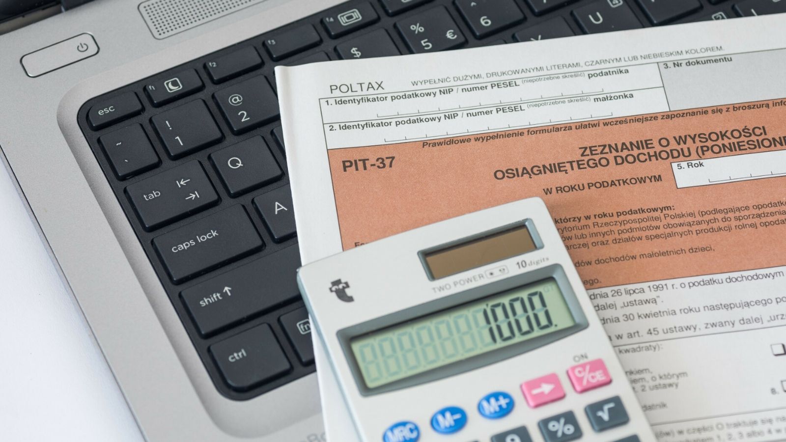 Twój zwrot podatku może utknąć choćby na tygodnie. W tych przypadkach Urząd Skarbowy wstrzyma przelew