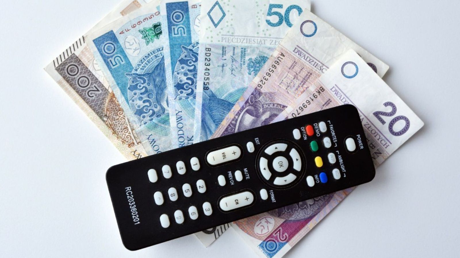 Gigantyczna kara dla telekomunikacyjnego giganta. Klienci odzyskają pieniądze