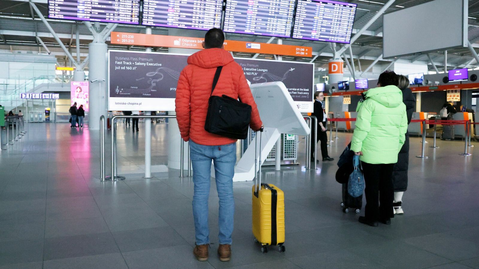 Nie tylko Wielka Brytania i Niemcy. Polacy masowo "ewakuują się" z kolejnego kraju