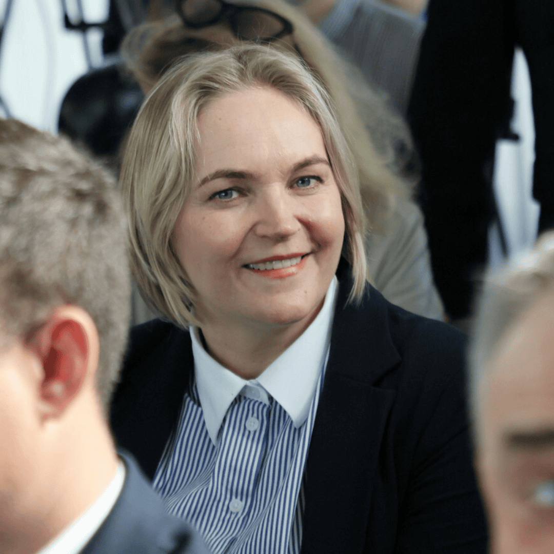 Fani grzmią po szczekaniu Chorosińskiej w Sejmie. Ostre komentarze w sieci