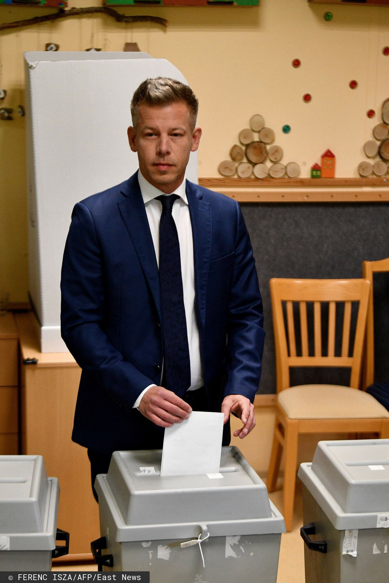 Wybory parlamentarne na Węgrzech 2026. Rekordowa frekwencja, sondaże wskazują już zwycięzcę