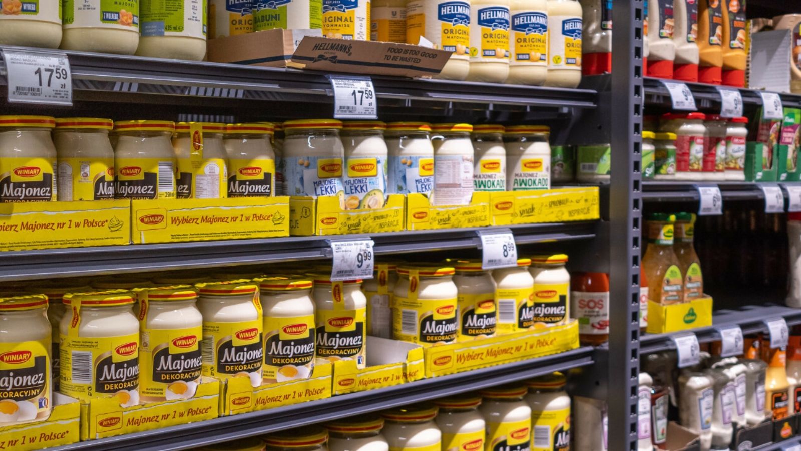 To na ten majonez rzucają się Polacy. Zdecydowany lider, króluje na każdym wielkanocnym stole