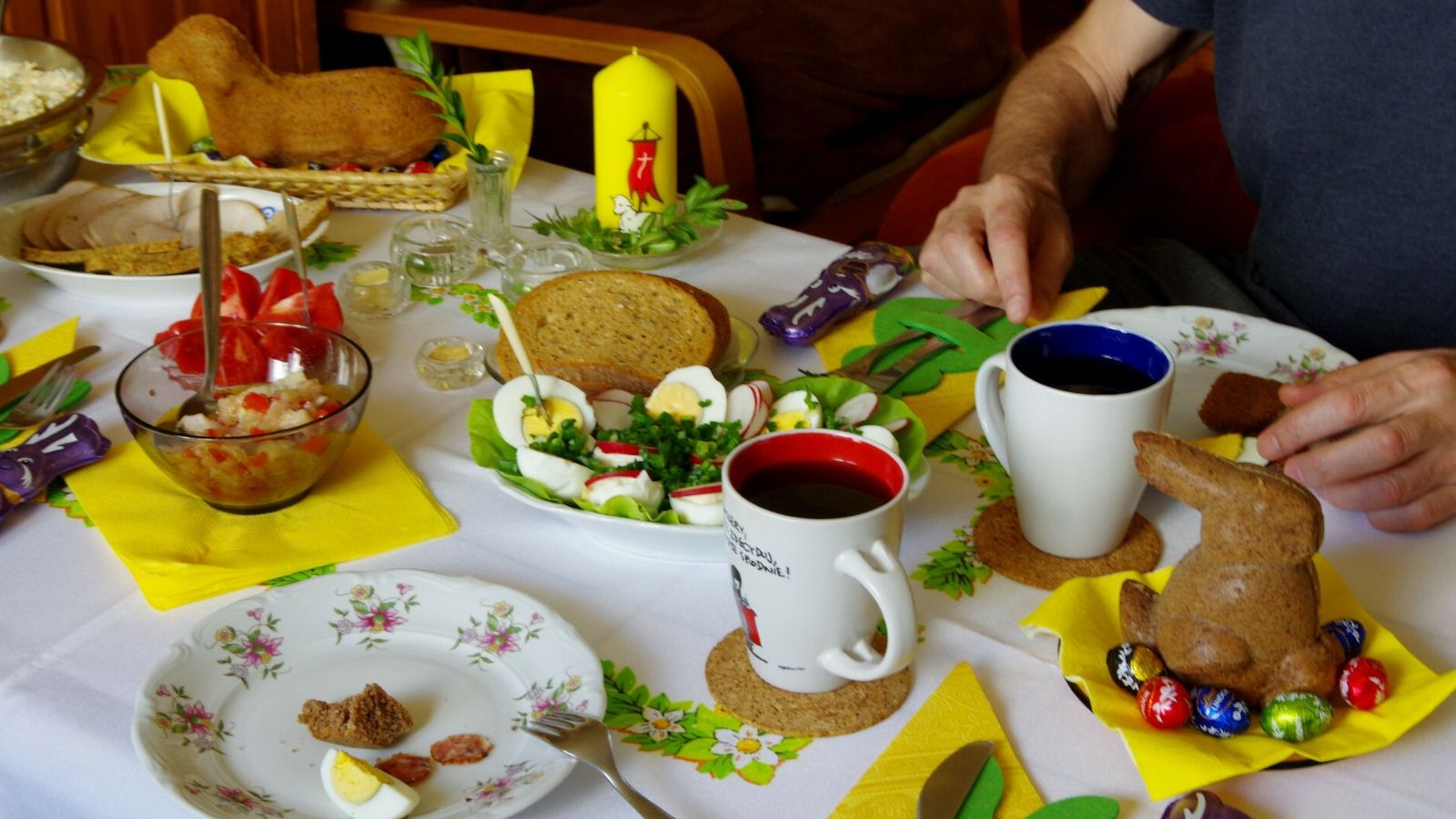 Ceny tych produktów poszły w górę przed Wielkanocą. Polacy będą musieli sięgnąć głębiej do portfeli