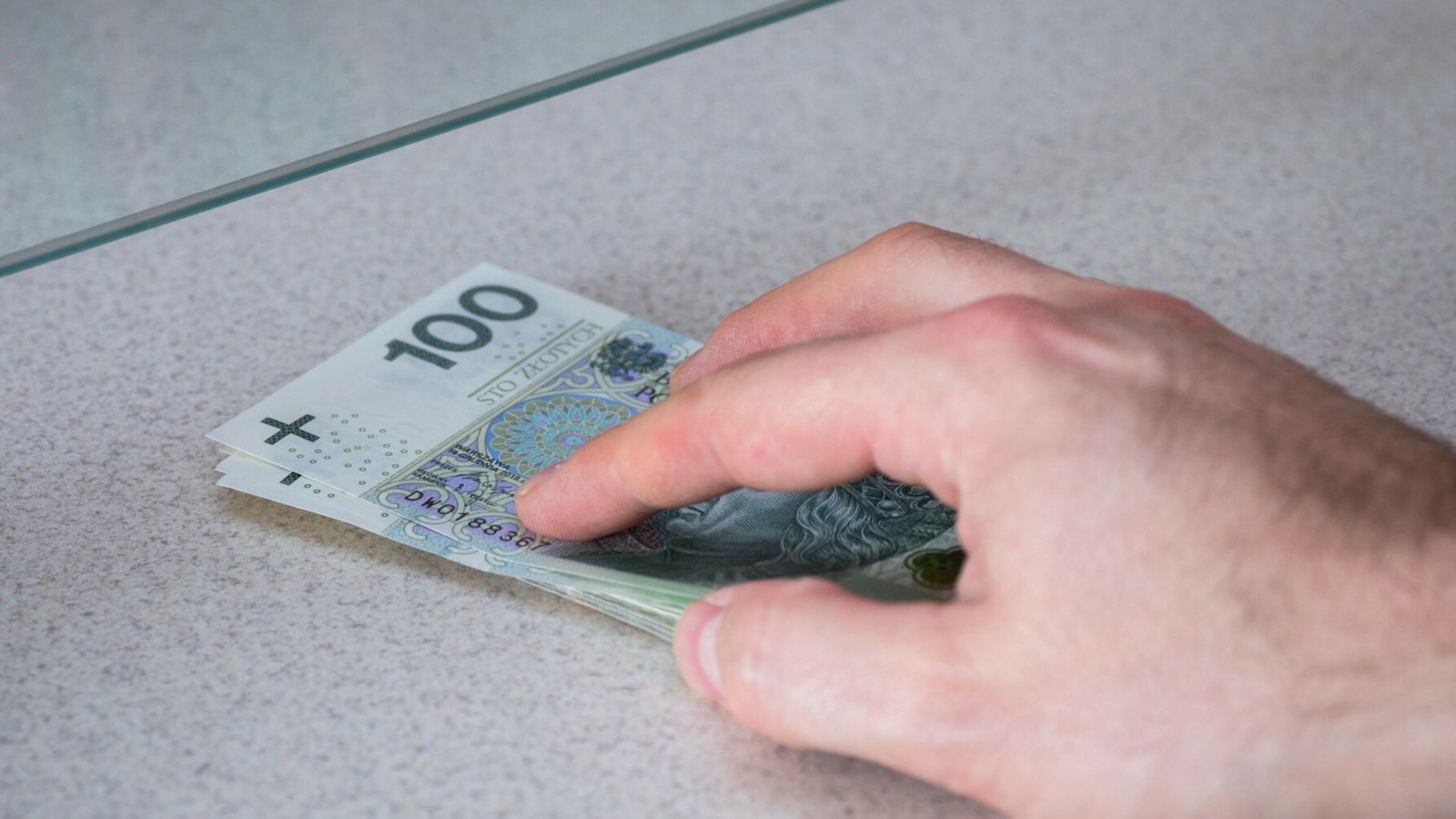 100 złotych