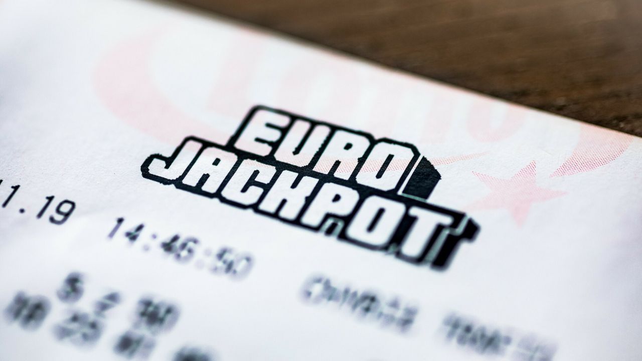 Fortuna w Eurojackpot dla Polaków. Zgarnęli potężną sumę, choć nie rozbili banku