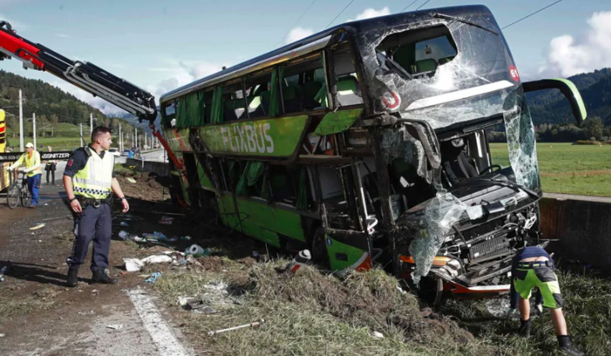 Tragiczny wypadek Flixbusa. Zginęło 5 pasażerów, są ranni