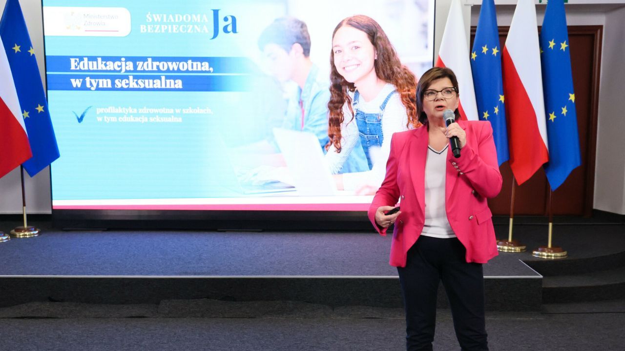 Minister zdrowia o bezpieczeństwie zdrowotnym kobiet Fot. Pawel Wodzynski/East News.jpg