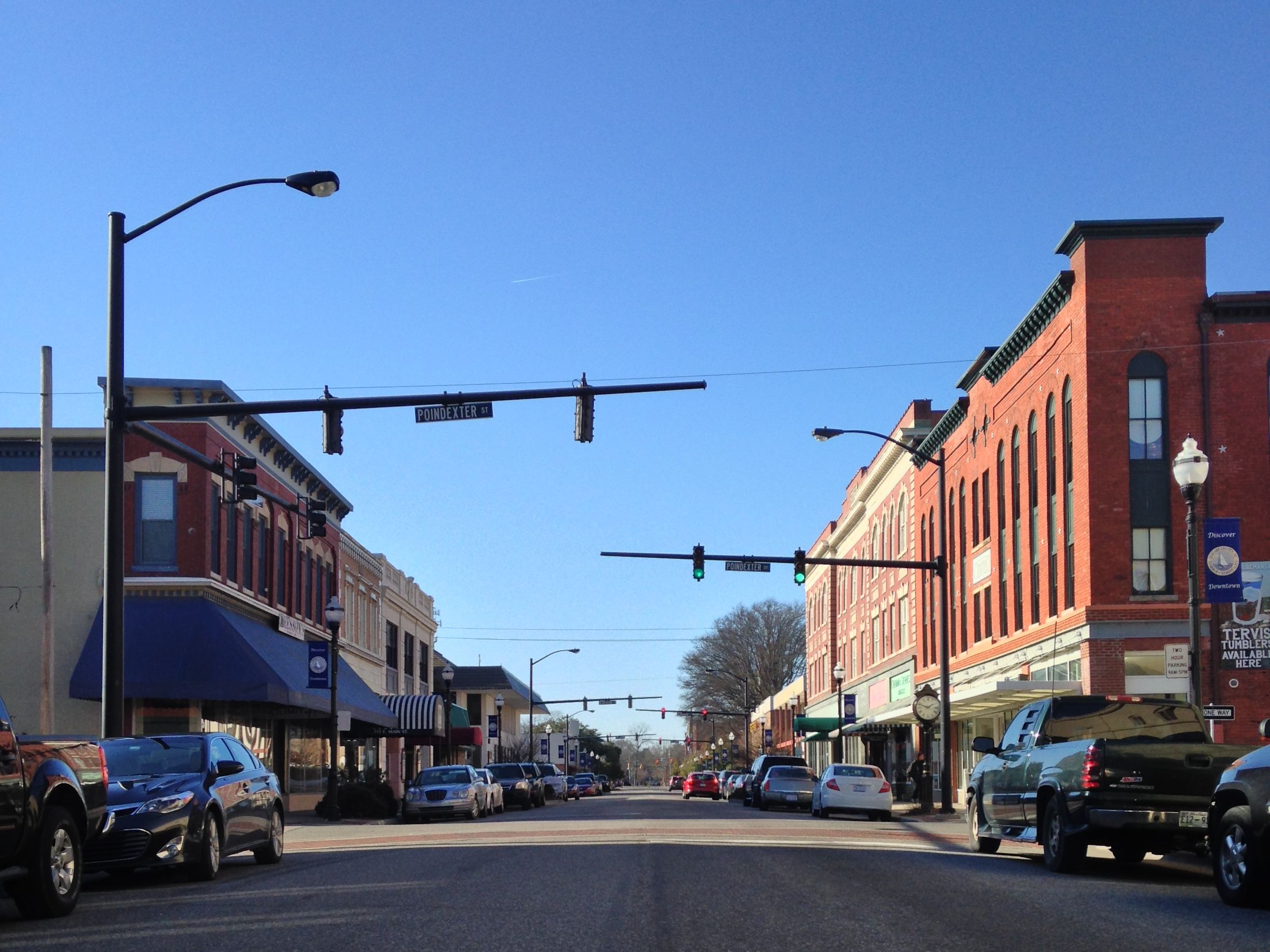 ElizabethCityNCMainStreet.jpeg