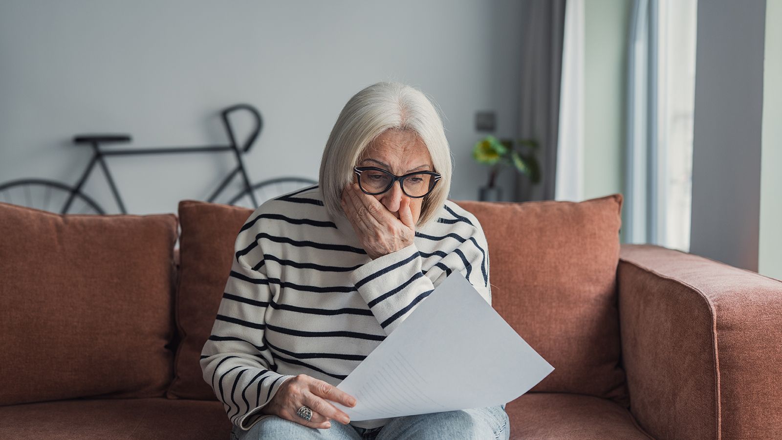 Seniorzy dostaną więcej pieniędzy. O tyle wzrosną świadczenia i dodatki