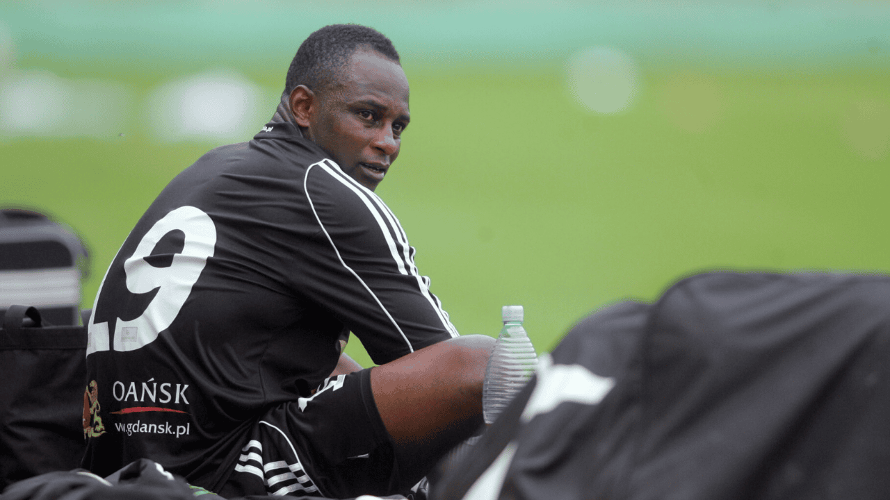 Emmanuel Olisadebe był gwiazdą polskiej piłki. Tak dzisiaj wygląda