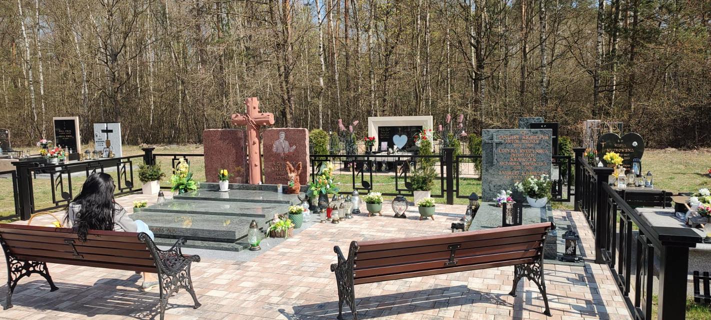 Ewa Krawczyk wprowadza zakaz na grobie Krawczyka. Za jego złamanie grozi surowa kara