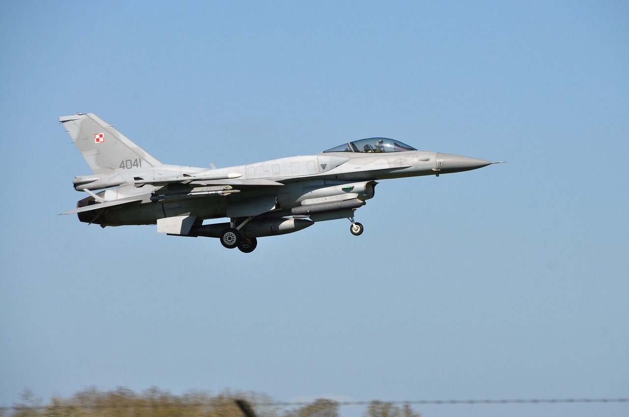 F-16