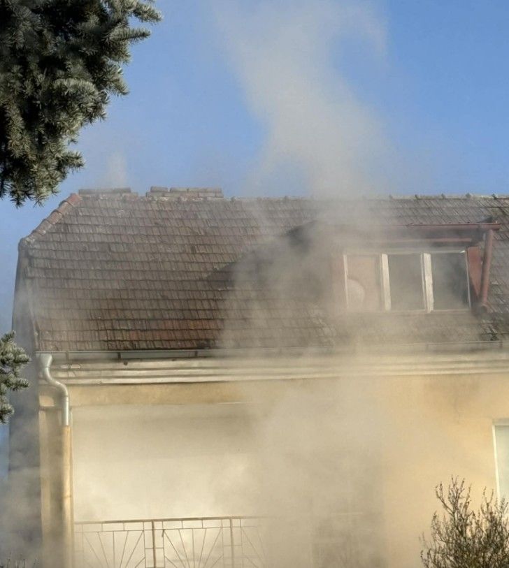 Potężny pożar w polskim mieście. Nie żyje jedna osoba, w akcji wiele służb