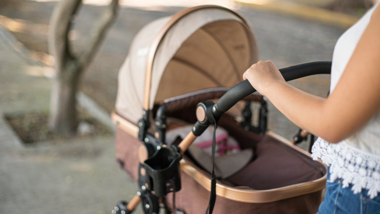 Poziom dzietności w Polsce jest rekordowo niski. Najnowszy raport nie napawa optymizmem