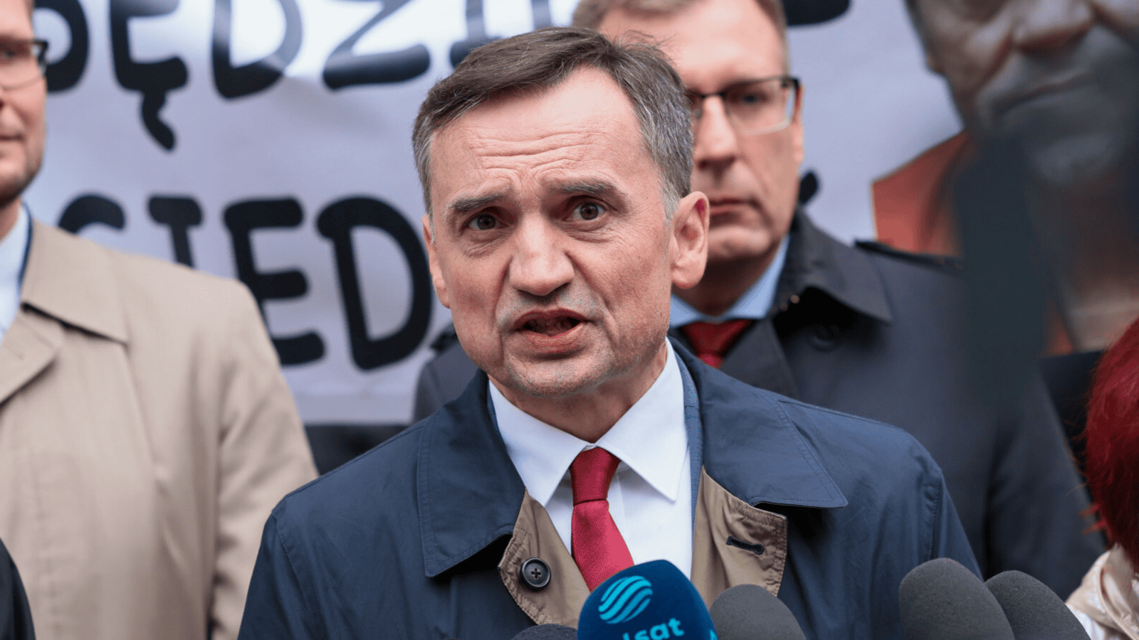 Ziobro przebywa w Budapeszcie, a tu coś takiego. Niepokojące, co go spotkało