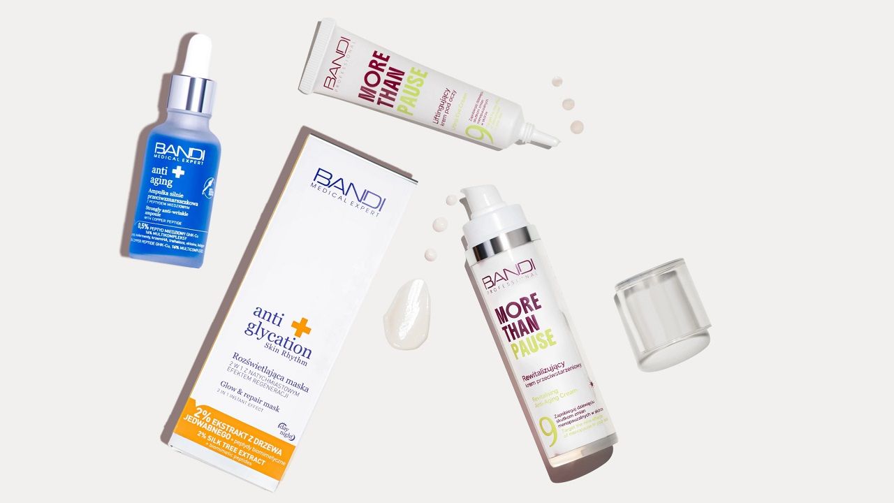 Trendy w pielęgnacji skóry 2026: smart gentle care, bariera i antyglikacja. Ekspertka wyjaśnia, co działa