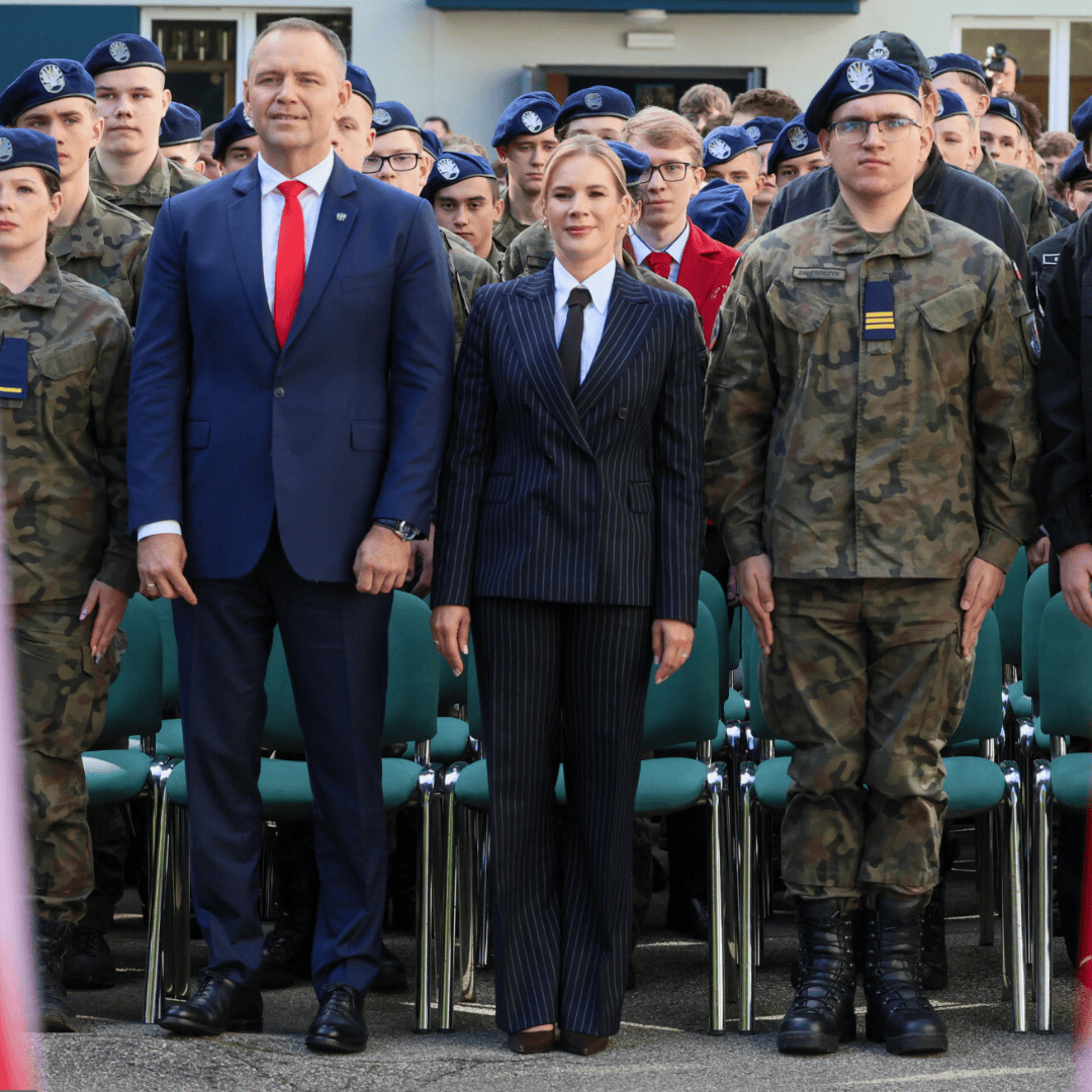 Tak Marta Nawrocka ubrała się na rozpoczęcie roku szkolnego. Uwagę Polaków przykuł jeden szczegół