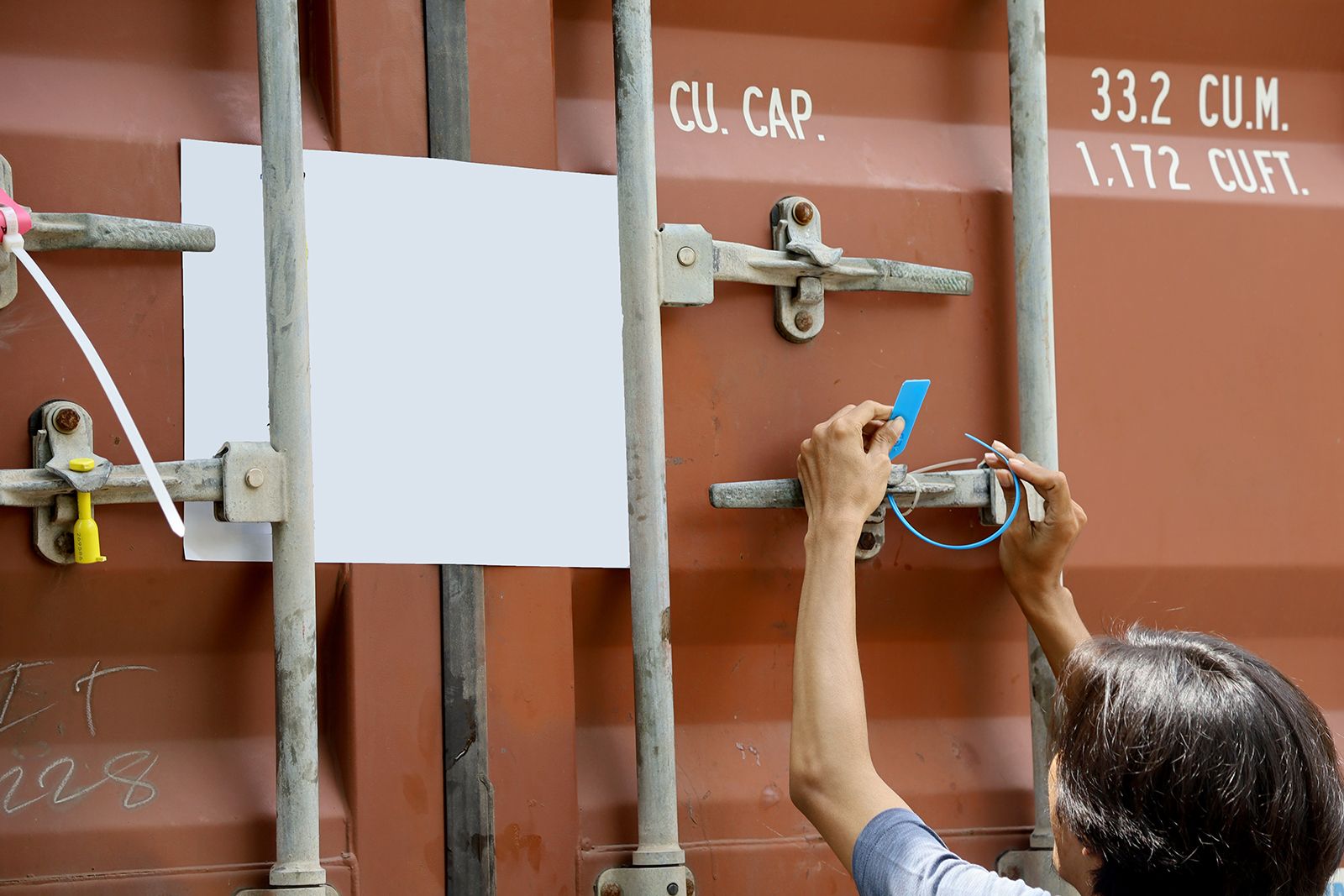 Służby zatrzymały transport z Chin. Decyzji nadano rygor natychmiastowej wykonalności, to było w środku