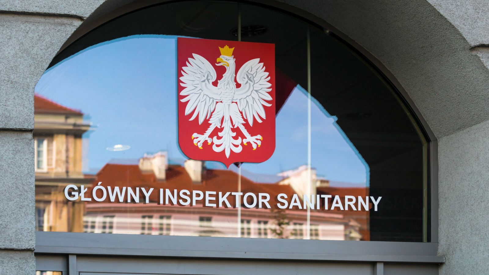 Ważny komunikat GIS. Groźna bakteria w żywności, cała partia wycofywana ze sprzedaży