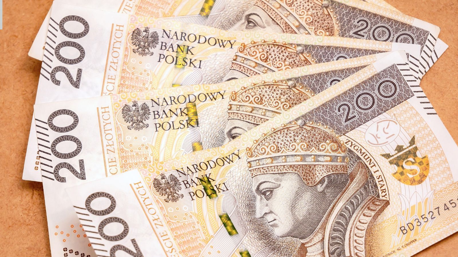 Nowe przepisy uderzą w rodziny. Koniec 800+ dla tysięcy dzieci