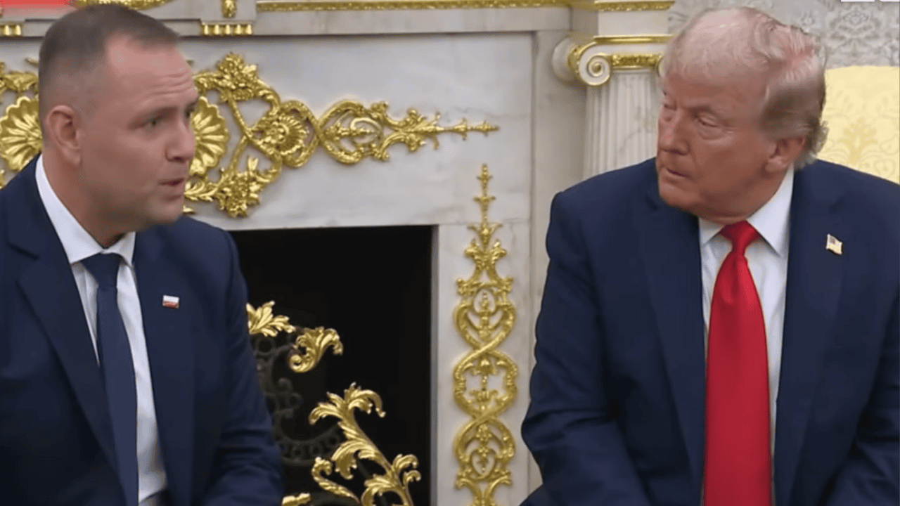 Wiadomo, co Trump i Nawrocki zrobili tuż po rozmowach. Wyjątkowe zdjęcie obiegło sieć