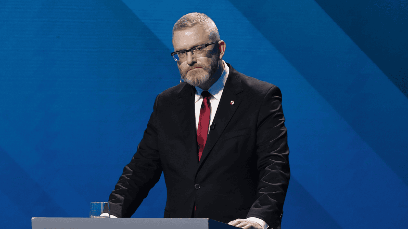 To będzie koniec PiS. Nowa siła na prawicy. Polacy chcą teraz jednego