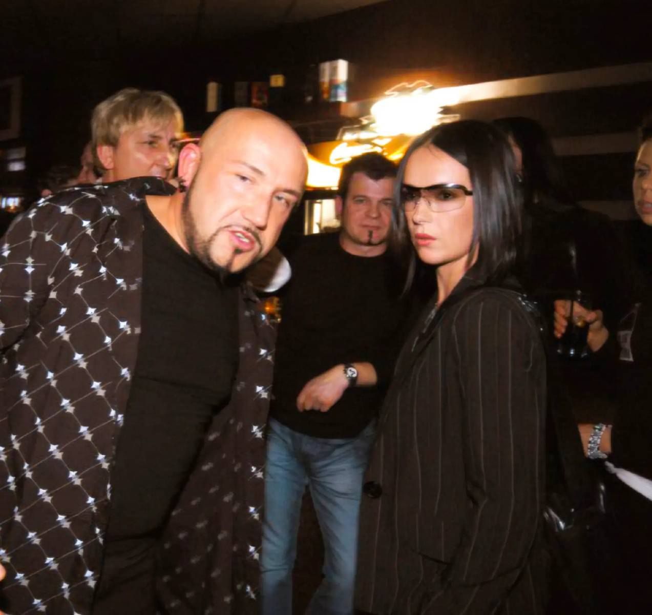 Legendarny muzyk w końcu pokazał zdjęcia. Nigdy nie zgadniecie, jak wygląda bez okularów