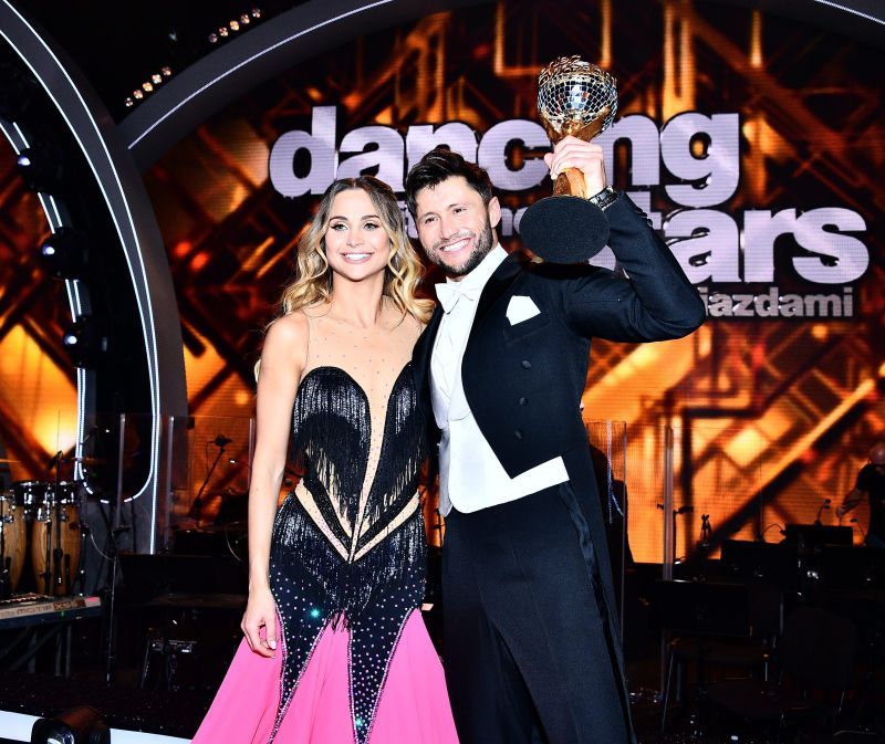 "Taniec z Gwiazdami". Piotr Mróz został zapytany o romans. Powiedział wprost