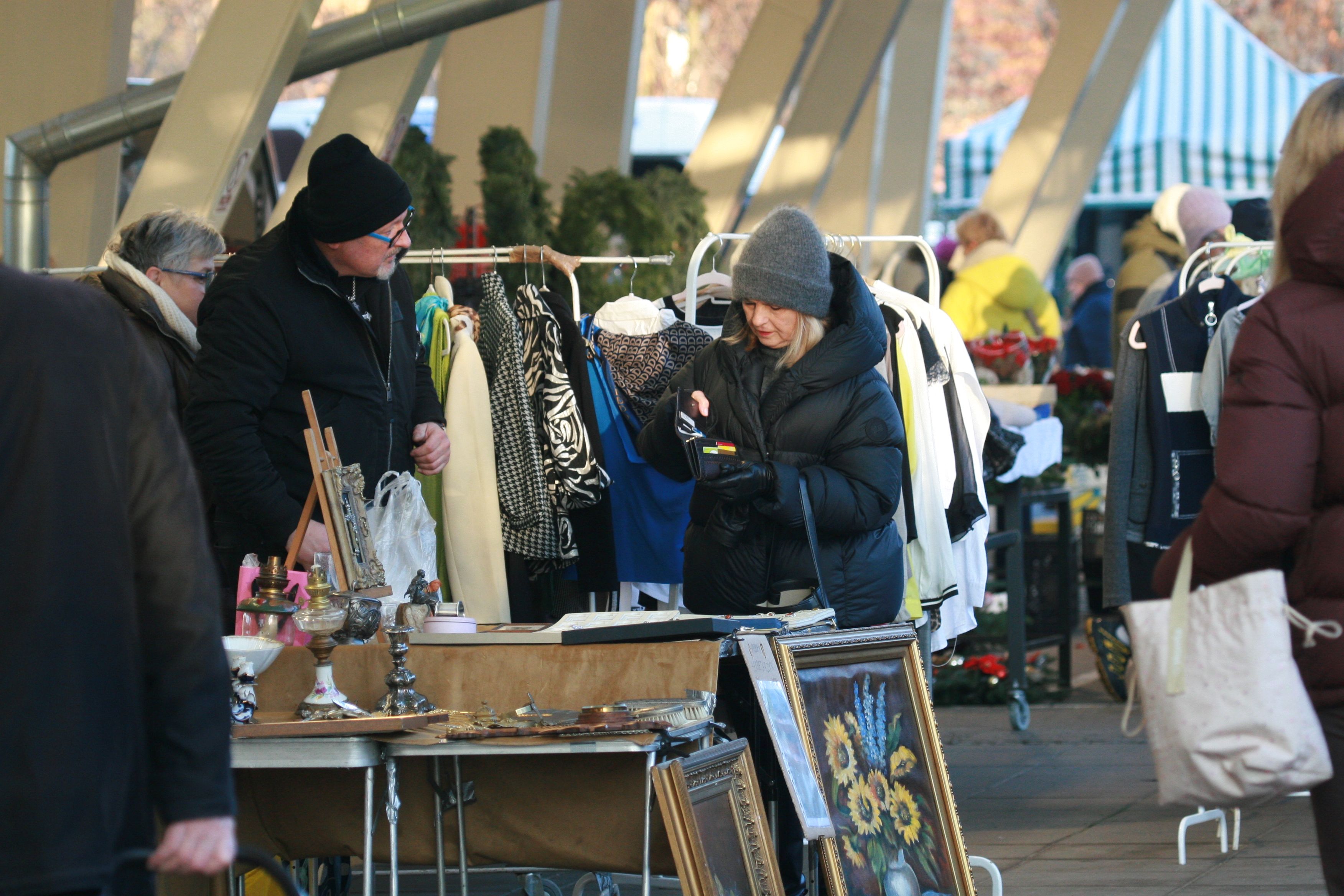 Przyłapaliśmy Małgorzatę Tusk. Robiła zakupy i wydała prawdziwą fortunę!