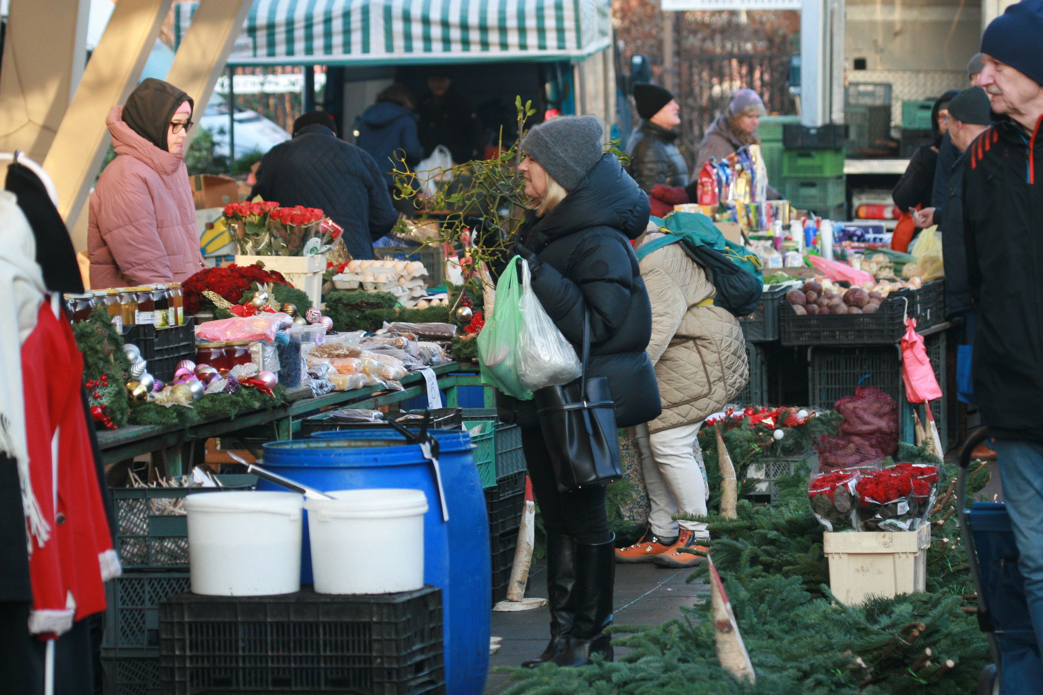 Przyłapaliśmy Małgorzatę Tusk. Robiła zakupy i wydała prawdziwą fortunę!