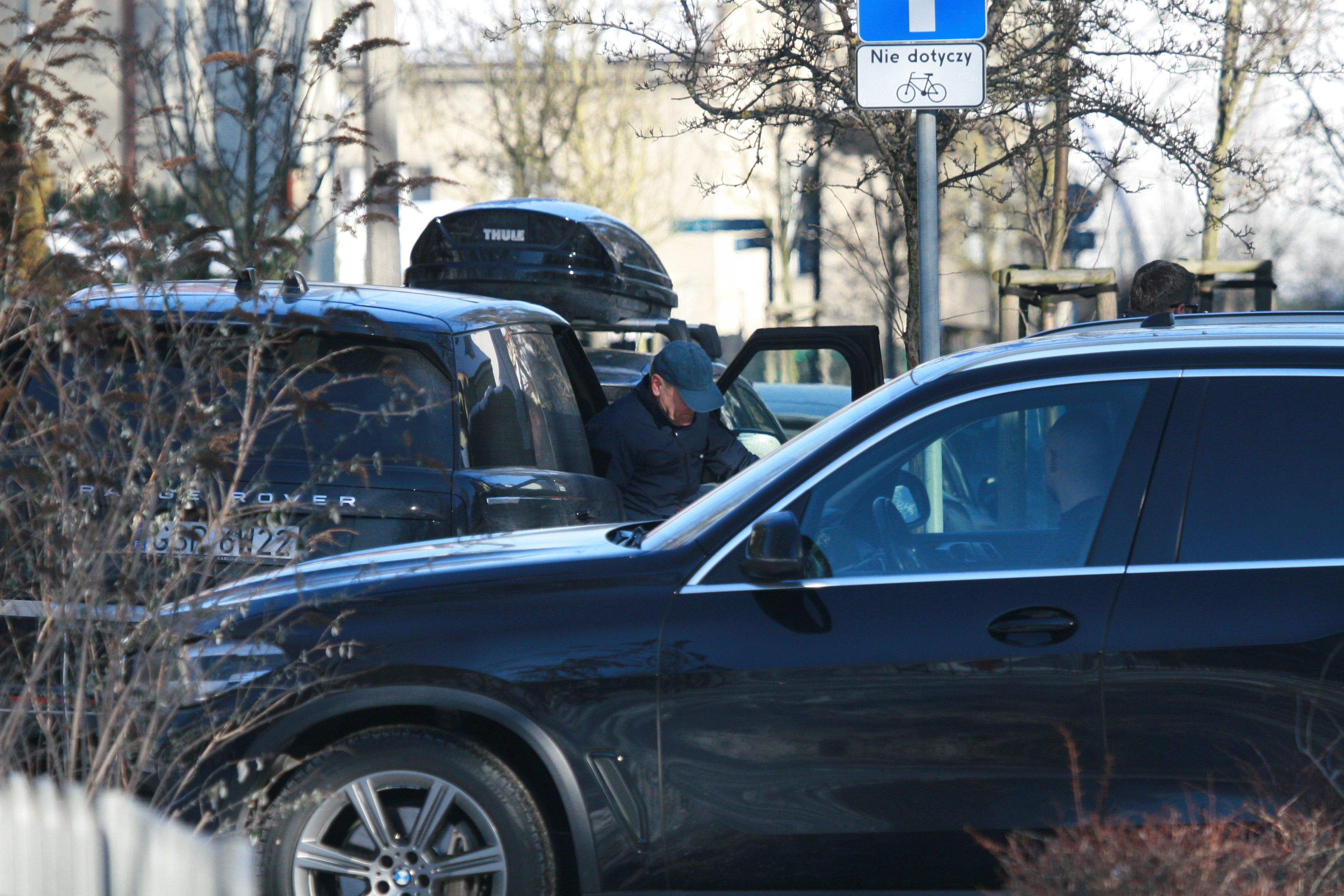 Przyłapaliśmy Donalda Tuska i Kasię Tusk. On w czapce z daszkiem, a ona, aż trudno uwierzyć