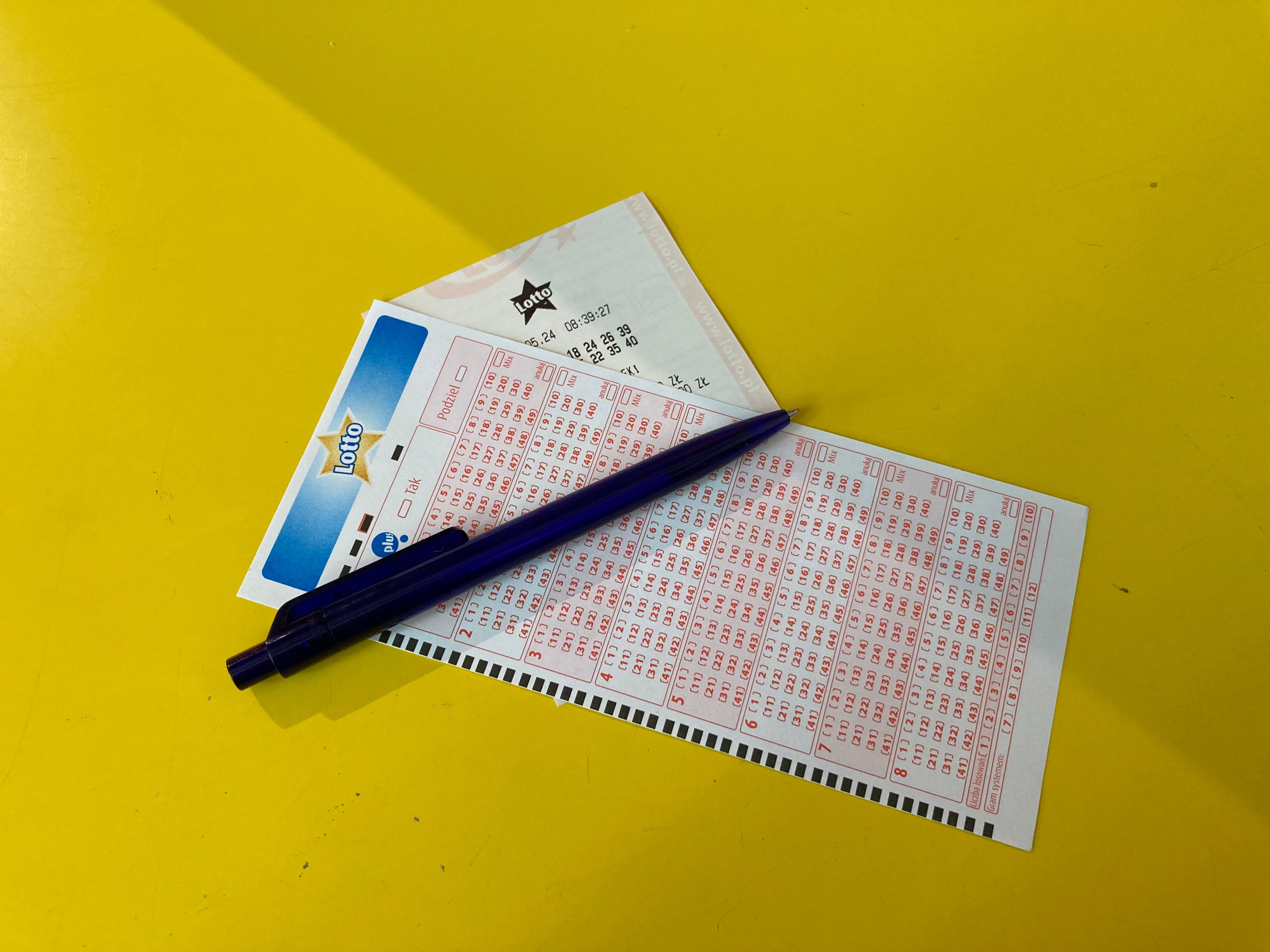 Polska ma nowego milionera. Gigantyczna wygrana w Lotto, wiemy, gdzie padła "szóstka"