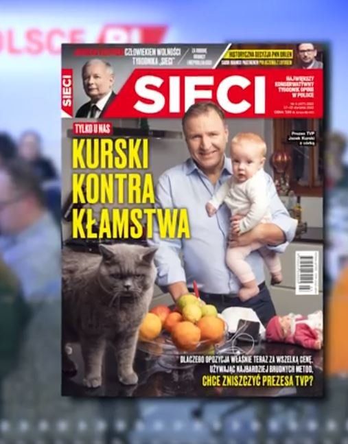 Jacek Kurski z córką i kotem na okładce 