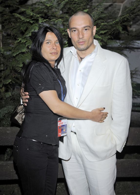 Tak naprawdę wygląda żona Stachurskiego! Prawda o ich małżeństwie zwala z nóg!