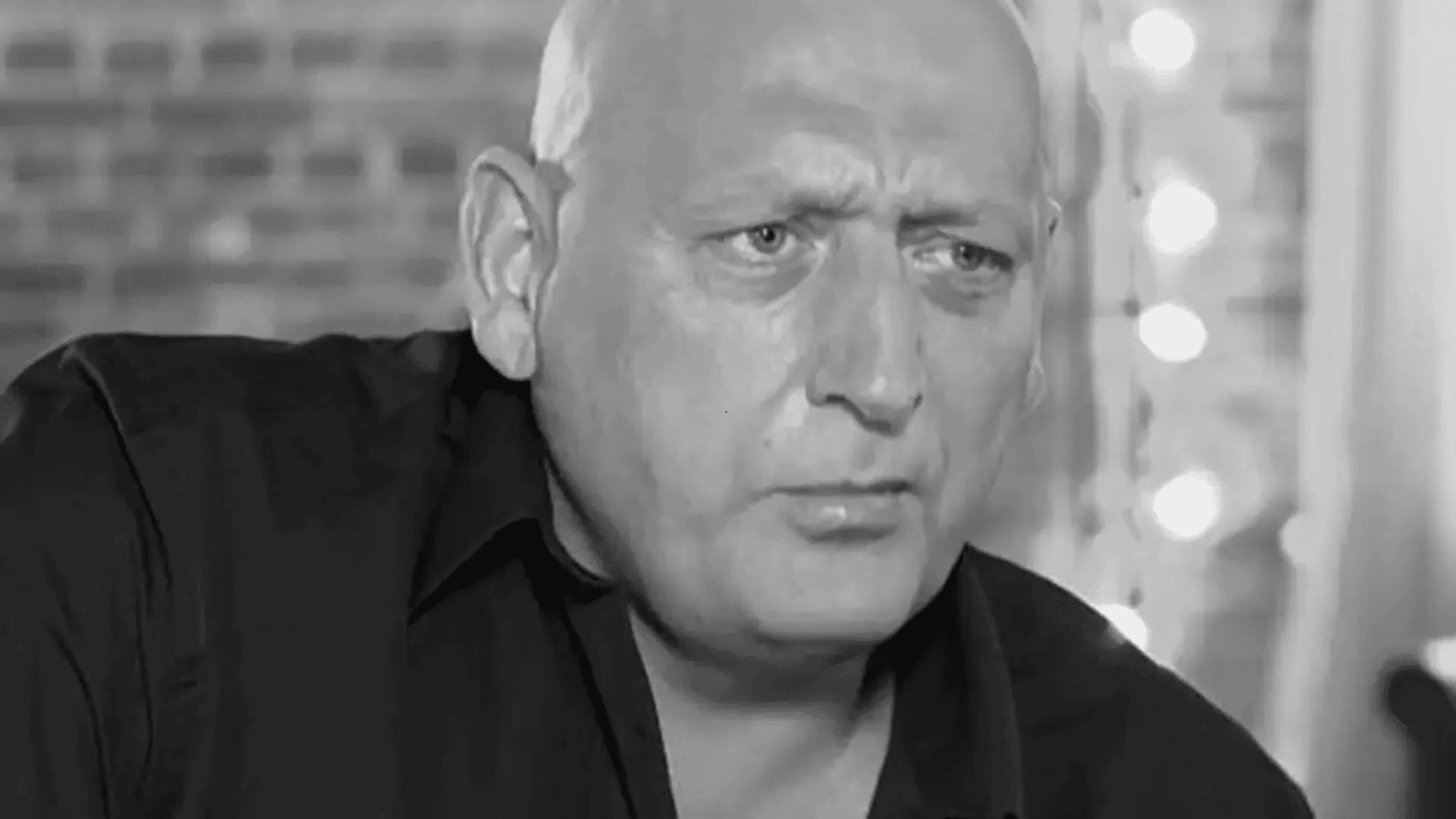 Odwiedzili grób Jacka Wójcika. Piszą o "tajemniczych wieńcach"