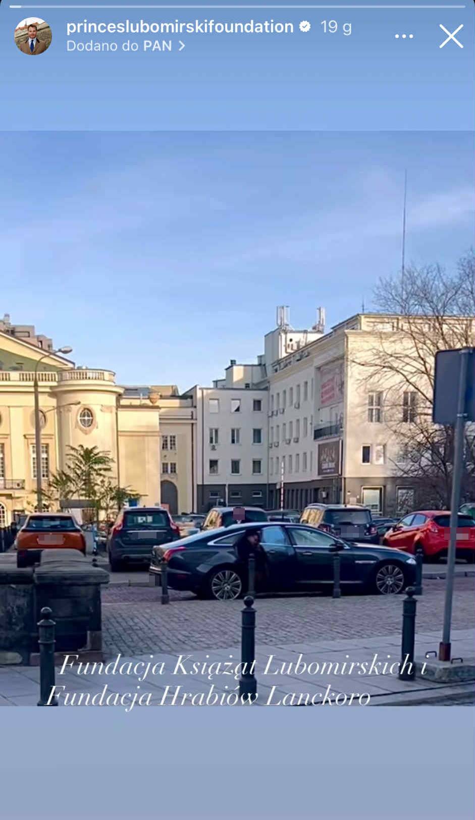 Mieszka w zamku, a to początek. Polski książę wozi się jak król