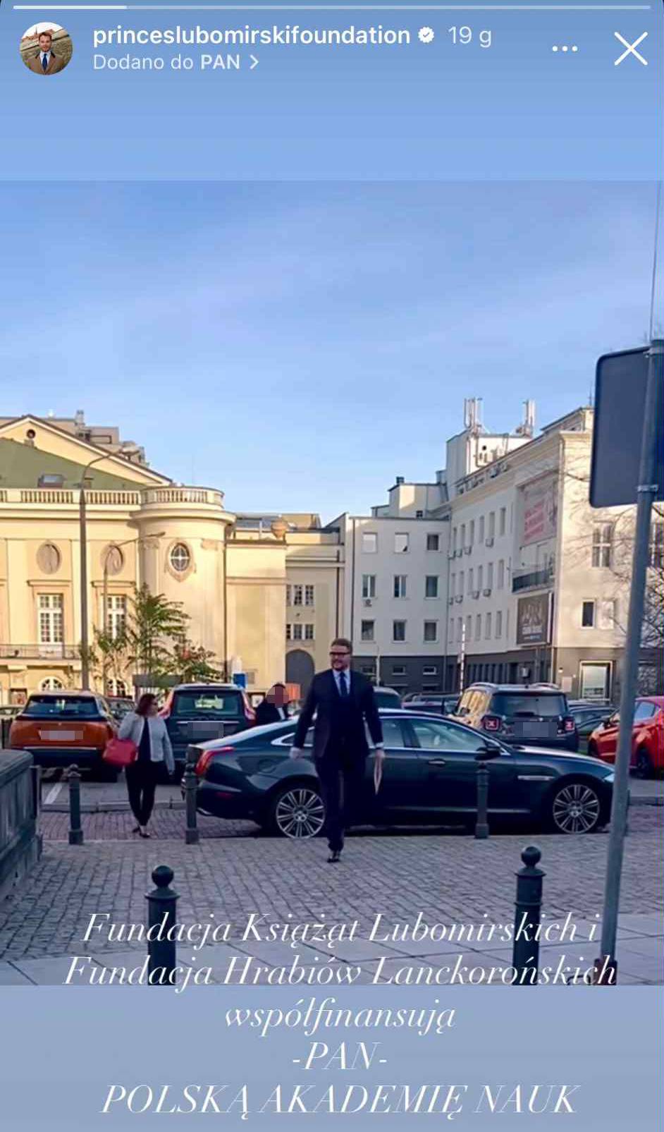 Mieszka w zamku, a to początek. Polski książę wozi się jak król