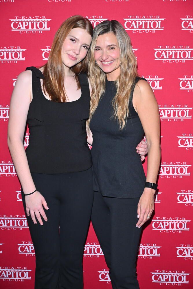 Janina Dowbor zadebiutowała w teatrze! Jak dziś wygląda 16-letnia córka Koroniewskiej i Dowbora