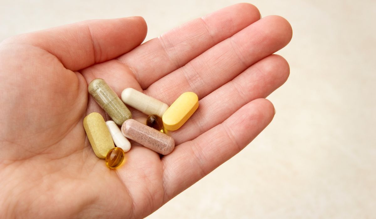Farmaceutka mówi, które suplementy warto brać
